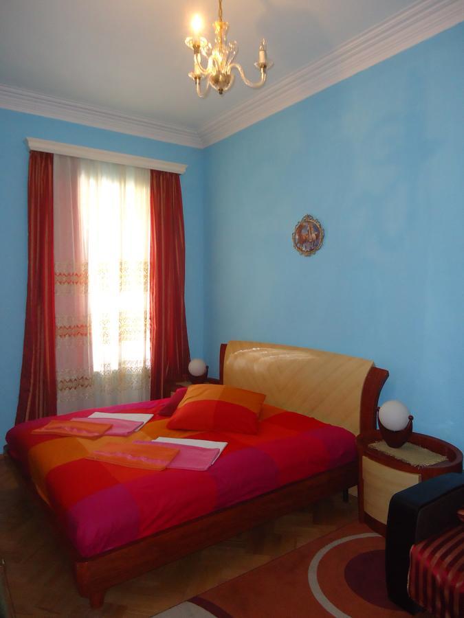 Albatros Bed & Breakfast Tbilisi Exterior photo